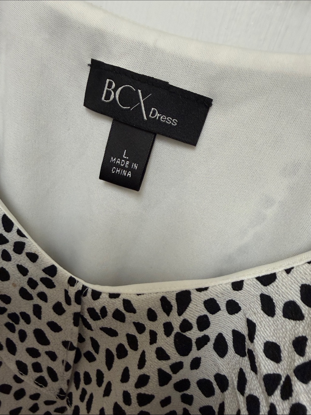 Off-Shoulder Ruffle Midi Dress in Black and White Spot - Picture 5 of 5